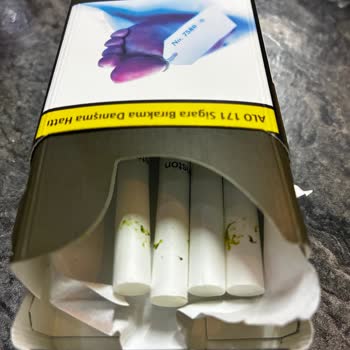 Sigara Paketinde Sağlık Riski Oluşturan Yeşil Sıvı Şoku