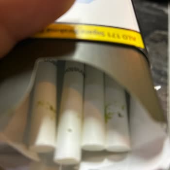 Sigara Paketinde Sağlık Riski Oluşturan Yeşil Sıvı Şoku