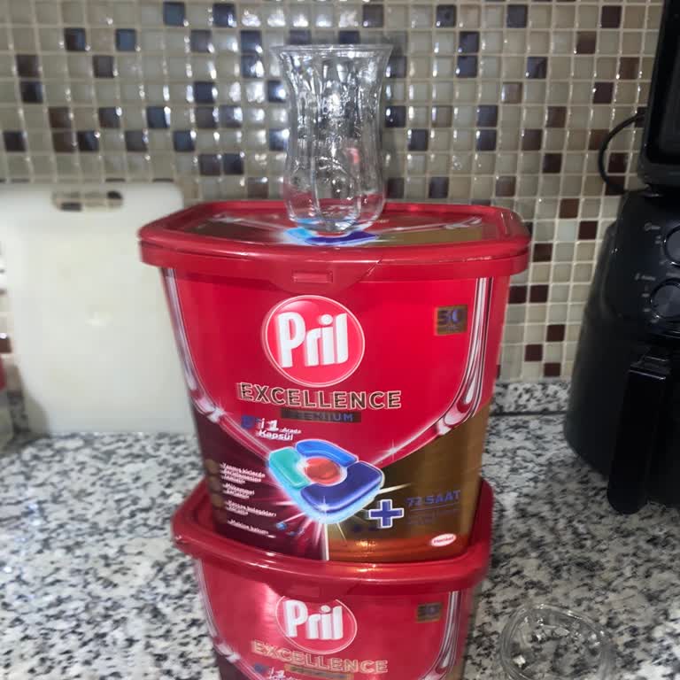 Pril Excellence Tablet Cam Ve Bardaklarımı Çatlatıyor, Maddi Zarar Oluştu!