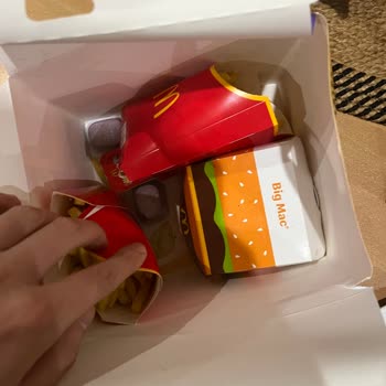 Siparişimde Eksik Figürler Ve Canlı Destek Sorunu