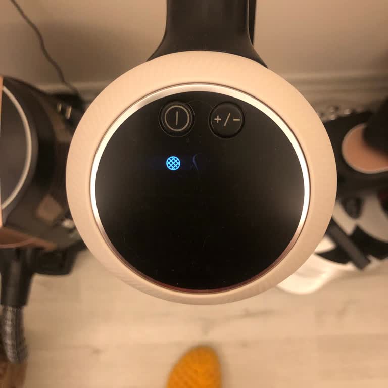 Electrolux Dik Süpürgede Kronik Şarj Ve Uyarı Sorunu: Değişim Veya Kalıcı Çözüm Talebi