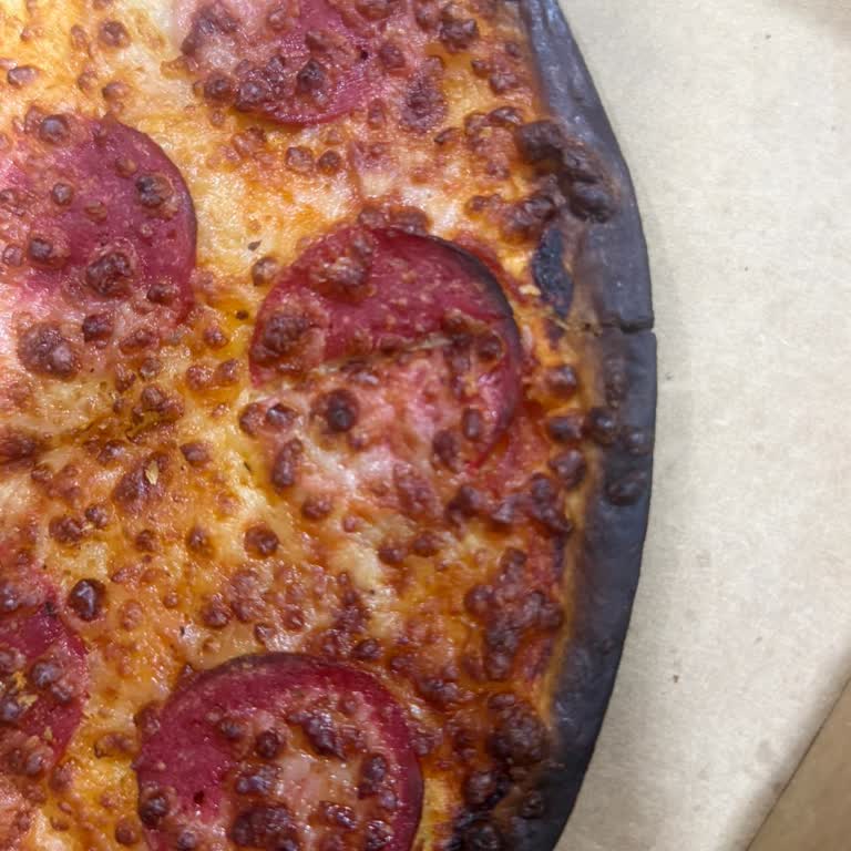 Yanmış Pizza Teslimatı Ve Mağduriyet