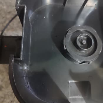 Arçelik Katı Meyve Sıkacağından Çıkan Parçalar Ve Yanlış Servis Raporu Mağduriyeti