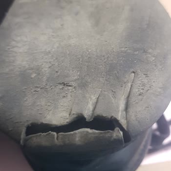 Aldığım Ayakkabının Tabanı Kısa Sürede Yarıldı, Sorunum Çözülmedi