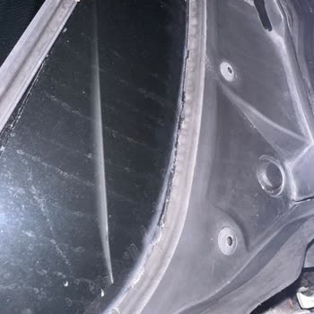 BMW 320d'de Kronik Malzeme Sorunları Ve Yetersiz Garanti Desteği