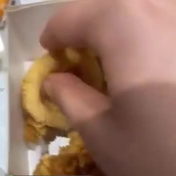 Cajun Corner Lezzetsiz Ve Özensiz Olması Gerektiği Gibi Asla Değil