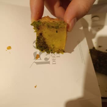 Kuru Baklavada Yabancı Cisim Çıkması Nedeniyle Güven Kaybı