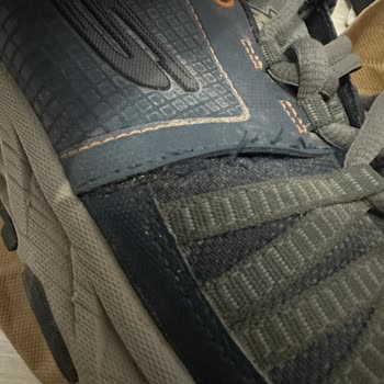 Garantili Skechers Ayakkabıda Kısa Sürede Deformasyon Ve Olumsuz Servis Yanıtı