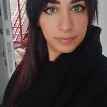 Açık Kahve Saç Boyası Saçımı Siyah Yaptı, Ücret İadesi Talep Ediyorum