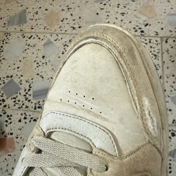 Az Kullanımla Ayakkabıda Patlama Ve Yırtılma Yaşadım Müşteri Hizmetlerine Ulaşamıyorum