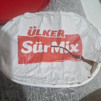 Ülker Sürmix'te Son Kullanma Tarihi Eksikliği Güvenimi Sarsıyor