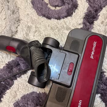 Dyson Süpürge Başlığının Kısa Sürede Kırılması Karşısında Hayal Kırıklığı Ve Çözüm Talebi