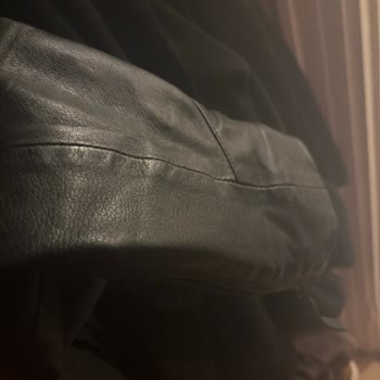 Kısa Sürede Deforme Olan Derimod Ceket Ve Yetersiz Satış Sonrası Destek