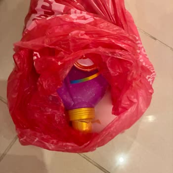 Hasarlı Ürün Teslimatı Ve Yetersiz Müşteri Hizmeti Deneyimi