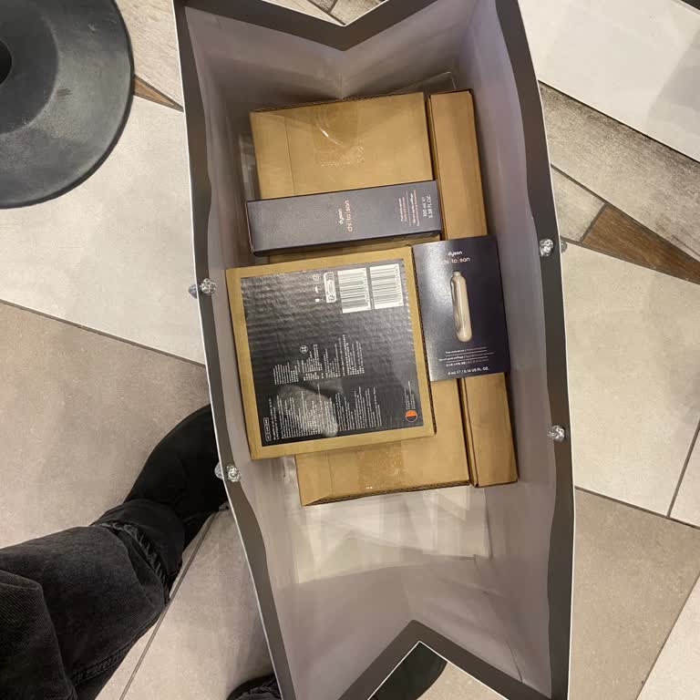 Dyson Kapalı Kutuda Alınan Ürün Beklentimi Karşılamadı, İade Talebim Reddedildi