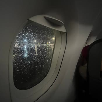 Uçak Rötarı Sonrası Saatlerce Bekletildik Mağduriyetim Tazmin Edilmeli