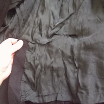 Gardrops Üzerinden Aldığım Kaban Yanlış Ve Hasarlı Çıktı İade Reddedildi