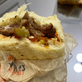 Köfteci Yusuf'ta Aldığım Köfteden Saç Çıktı, Hijyen Konusunda Endişeliyim