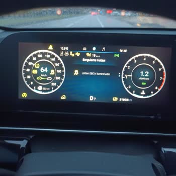 Sıfır Aracımda Sürekli Arıza Işıkları Ve Kullanım Sorunu