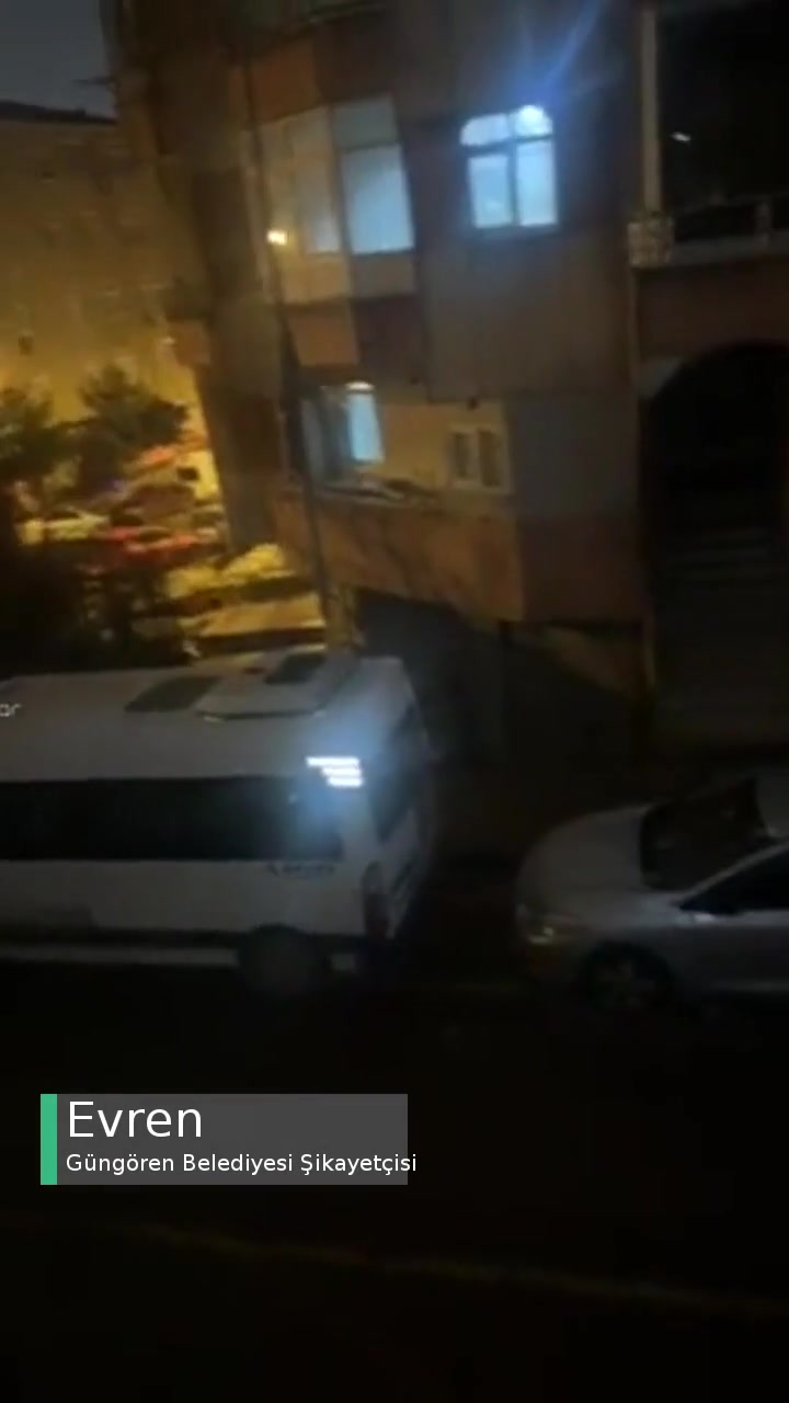 Güngören Belediyesi Uludağ Sokak Lambası Bir Aydır Yanmıyor! videonun kapak resmi