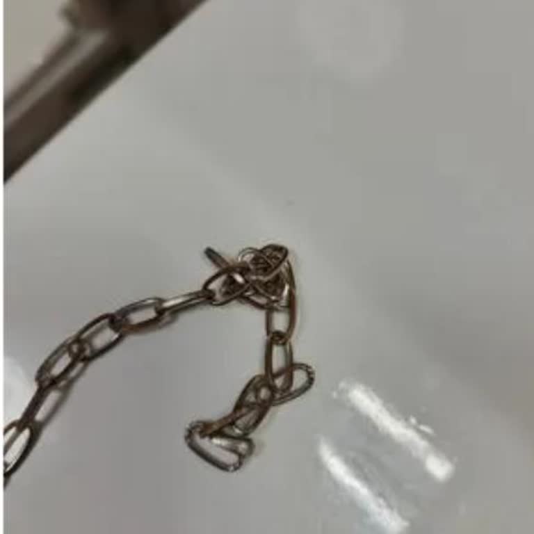 Hepsiburada Satın Aldığım Gümüş Kolye Renk Değiştirip Bakır Oldu, Paramı İade Etmiyorlar