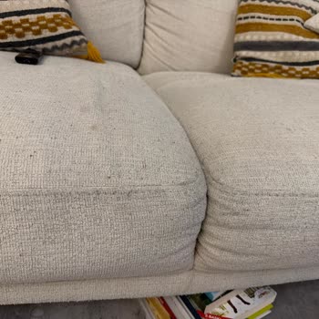 Kısa Sürede Deforme Olan Koltuk Ve Yetersiz Müşteri Hizmeti Nedeniyle Mağduriyet