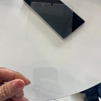 Samsung Galaxy S25 Ultra Ekranında Yıldız Leke Ve Kırık Garanti Kapsamı Sorunu