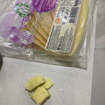 Fiş Olmadan Money Kartla İade Yapılamadı, Bayat Kaşar Değiştirilemedi