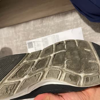 Az Kullanılan Ayakkabıda Hızlı Taban Aşınması Hayal Kırıklığı Yarattı