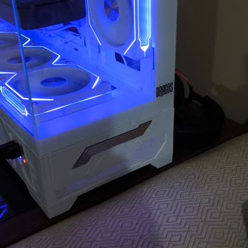 Arızalı Bilgisayar, İletişimsiz Servis Ve Ek Masraf: Mağduriyetimin Giderilmesini Talep Ediyorum