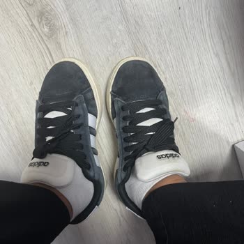 Adidas Ayakkabıda Renk Solması Ve Beklenmedik Kalite Sorunu