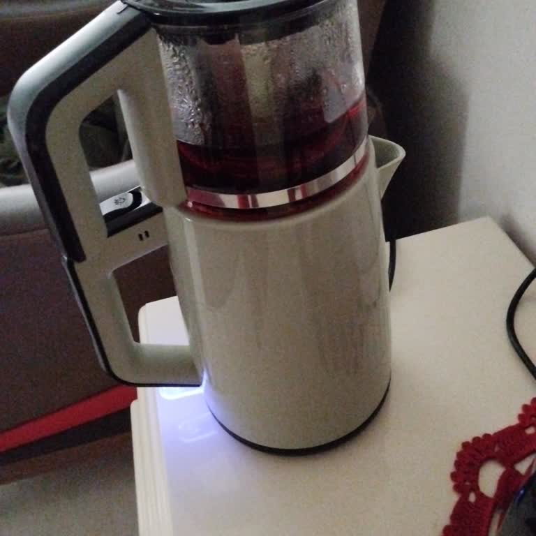 Yeni Çay Makinesinde Geçmeyen Plastik Koku Sorunu