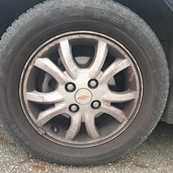 Yeni Alınan Lastiklerin Eğriliği Sürüş Güvenliğimi Tehlikeye Atıyor