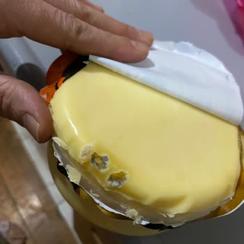 A101'de Bozuk Ve Kötü Kokulu Kaşar Peyniri Satışı Endişesi