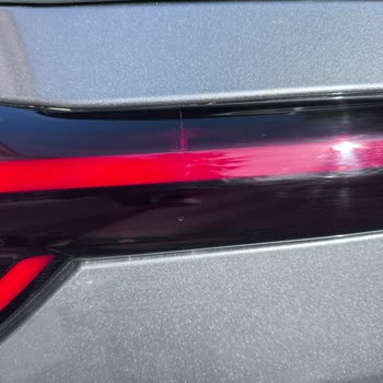 Garanti Dışı Bırakılan Far Çatlağı Güvenimi Sarsıyor