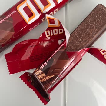 BİM'den Alınan Ülker Dido Gofretin Bozuk Çıkması Ve Gıda Güvenliği Endişesi