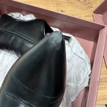 İki Saatte Deforme Olan Deri Bot Ve Reddedilen Şikayet