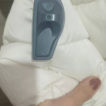 Mağaza Alarmı Takılı Mont Ve Cevapsız Müşteri Hizmetleri