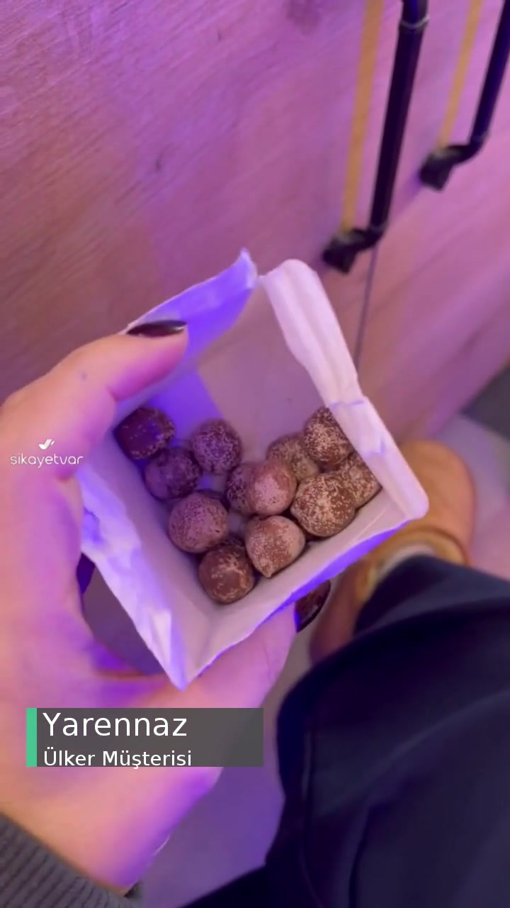 Ülker Albeni Tane Tane Çikolata Bozuk videonun kapak resmi