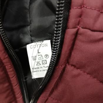 Dynamic İletişim ve Reklam Yanlış Beden Mont Gönderildi Firma Telefonlara Cevap Vermiyor