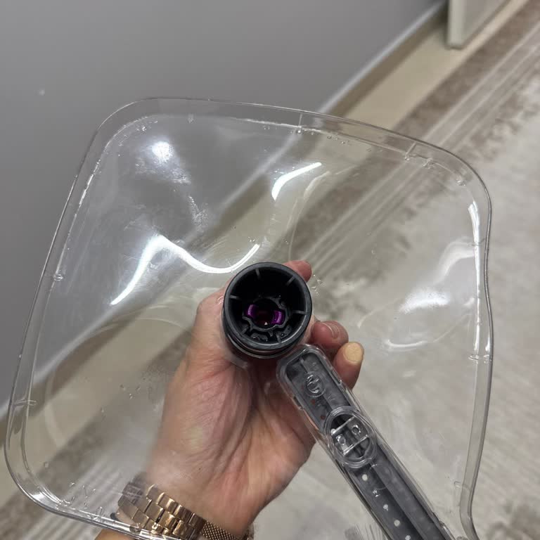 Parex Wondero Mopun Plastik Haznesi Kısa Sürede Eriyor, Yedek Parça Sorunu