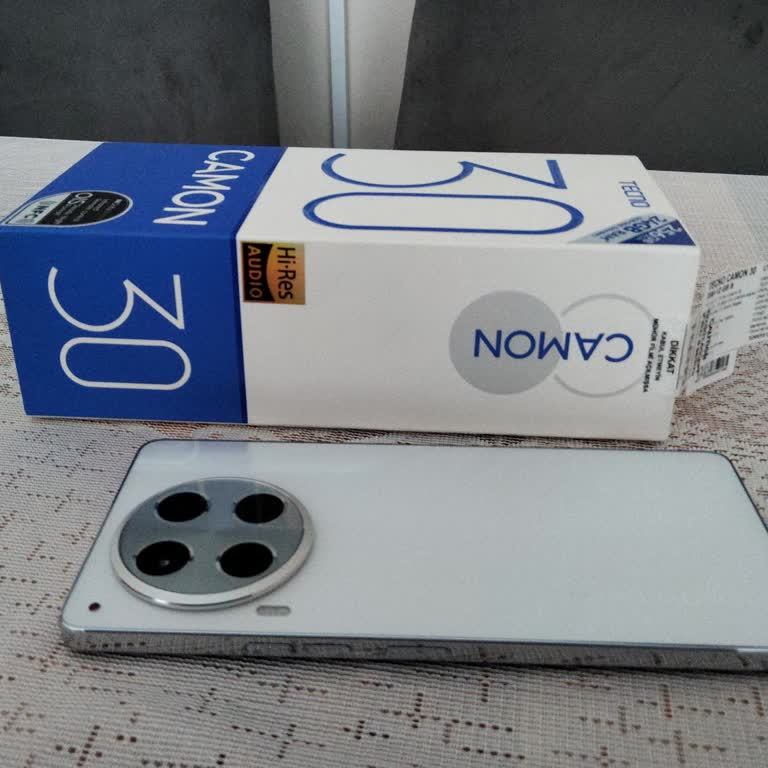 Yanlış Renk Telefon Gönderildi, İade Ve Çözümde Mağdur Edildim