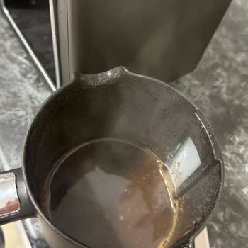 Ek