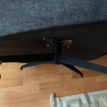 Koltuk Takımında Tekrar Eden Kalite Sorunu Ve Ücret Talebi Mağduriyeti