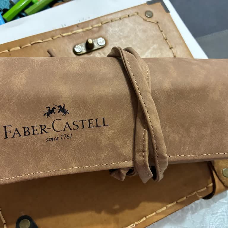 Faber Castell Jumbo Boyaların Uçları Sürekli Kırılıyor Üretim Hatası Olabilir