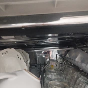 Bulaşık Makinemde Sürekli Pas Ve Boya Sorunu Çözülmüyor