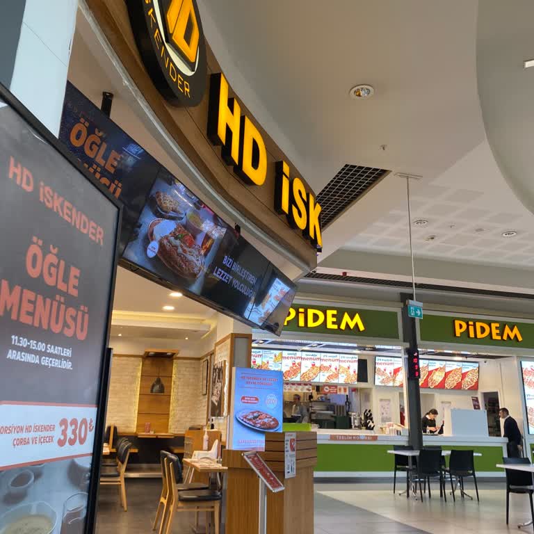 HD İskender'de Müşteriler Arasında Ayrımcılık Ve Saygısız Tutum