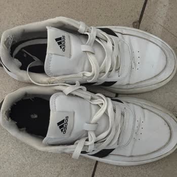 Kısa Sürede Yırtılan Ayakkabıya Olumsuz İnceleme Yanıtı