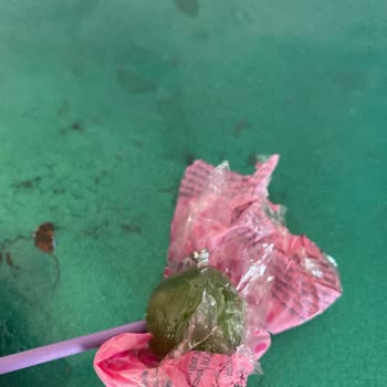 Aysultan Şekerleme Çocuk Şekerinden Vida Çıktı: Sağlık ve Güvenlik Riski