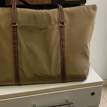 Mango Çantamın Logosu Kısa Sürede Paslandı